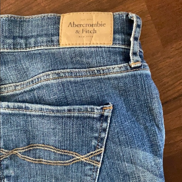 Abercrombie & Fitch jean shorts size 0S W25 - Picture 4 of 4